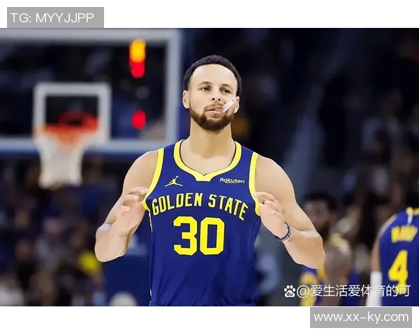 库里独占鳌头NBA历史单场10三分表现中占比达25 库里独占鳌头NBA历史单场10三分表现中占比达25