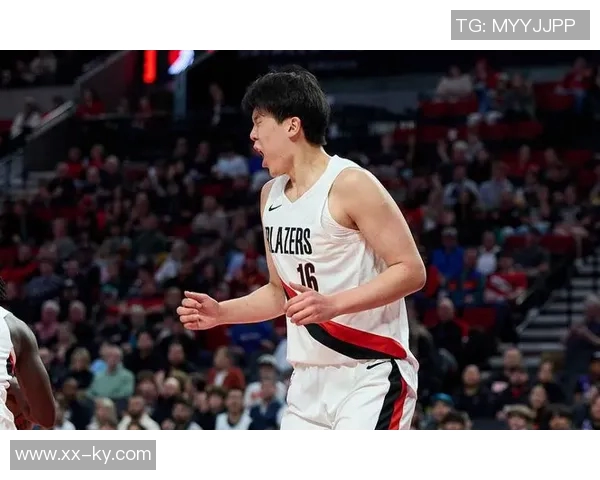 美媒分析开拓者对杨瀚森的耐心与中国球迷的焦虑情绪